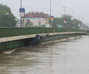 Tak Kraków walczył z ogromną powodzią w 2010
