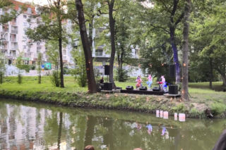 Niezwykły koncert w Rzeszowie. Asia Nawojska wystąpiła na półwyspie w Parku Szafera  