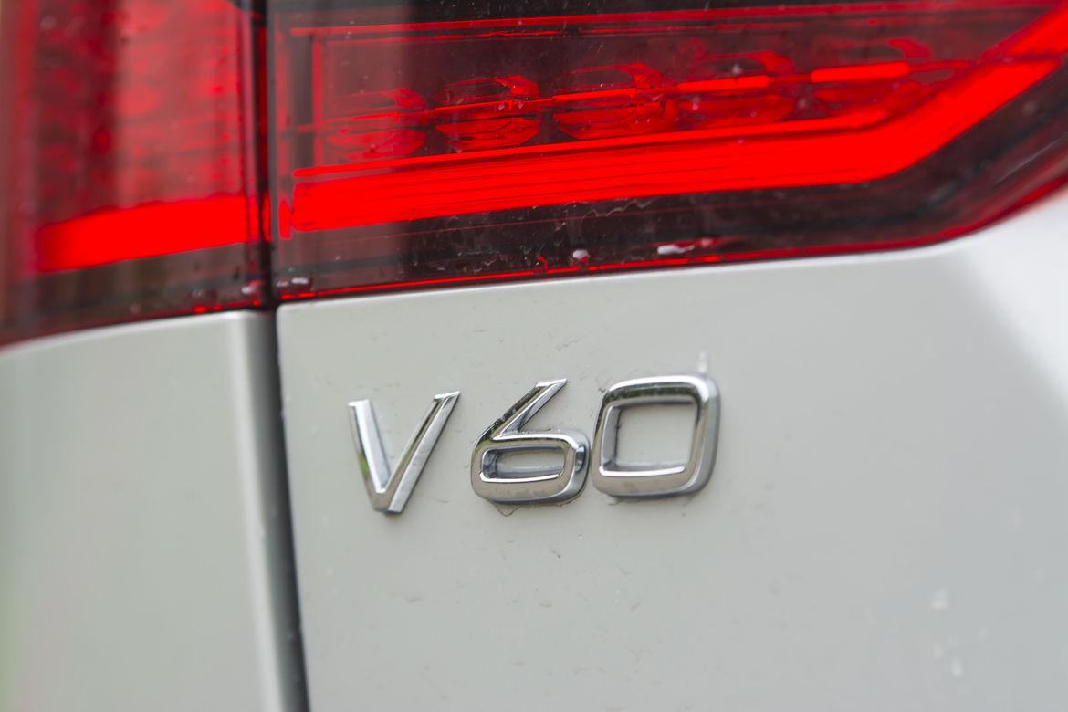 Volvo V60 D4 8AT Inscription