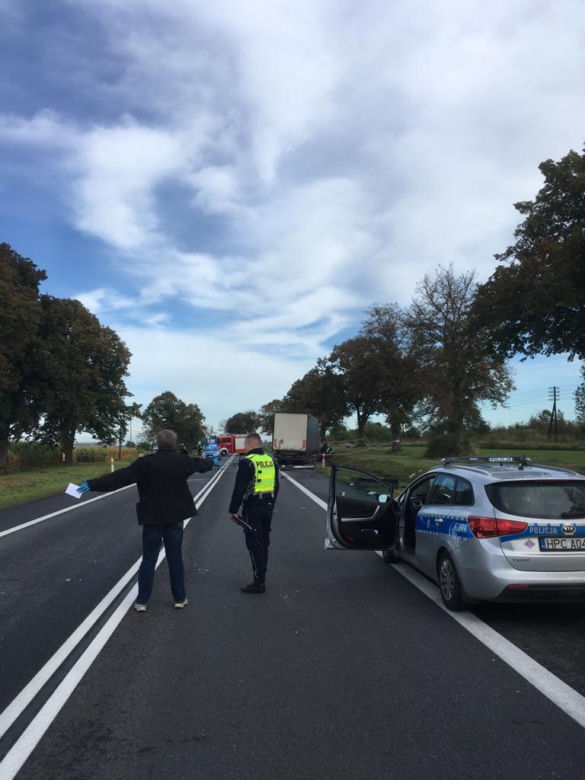 Tragiczny wypadek w Ostaszewie. Nagły manewr i straszna śmierć kierowcy