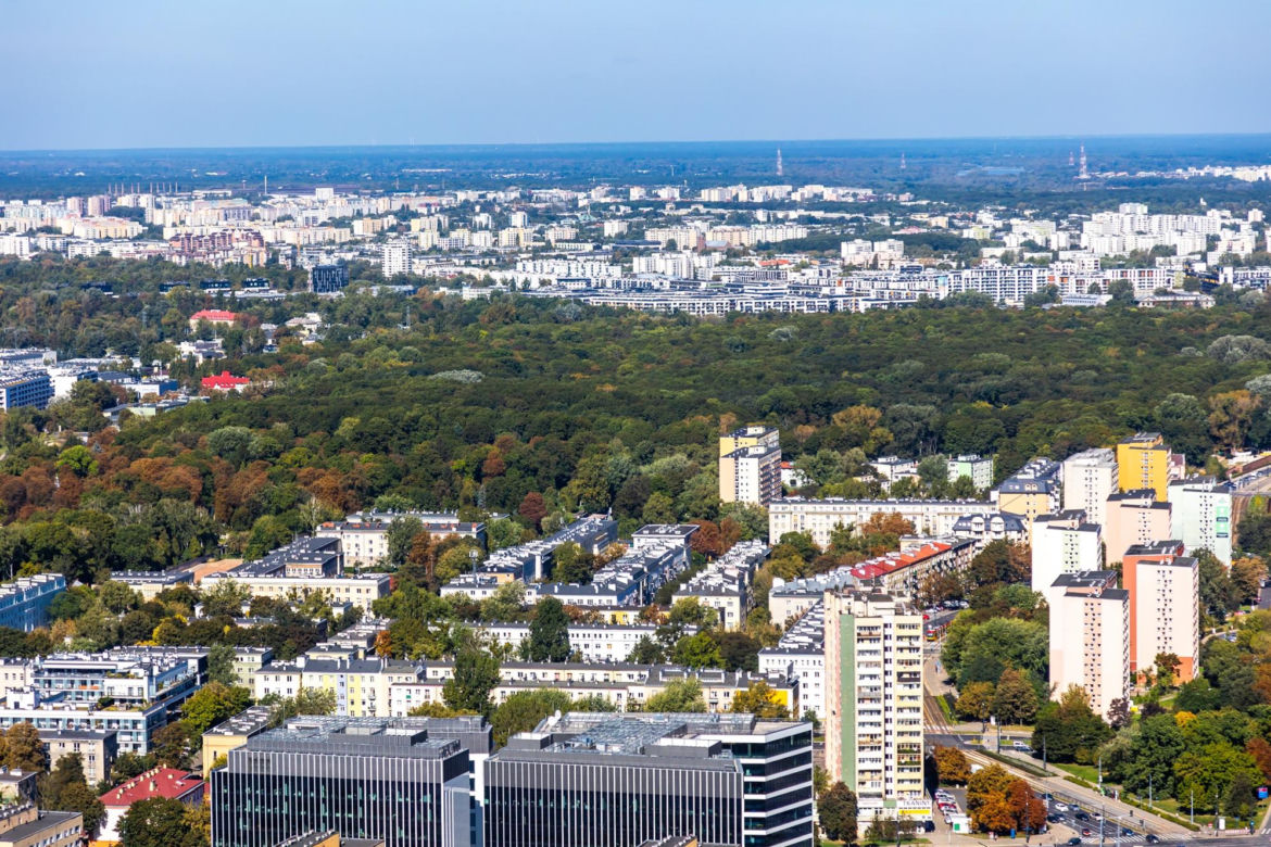 Niezwykła panorama Warszawy ze szczytu Skylinera!