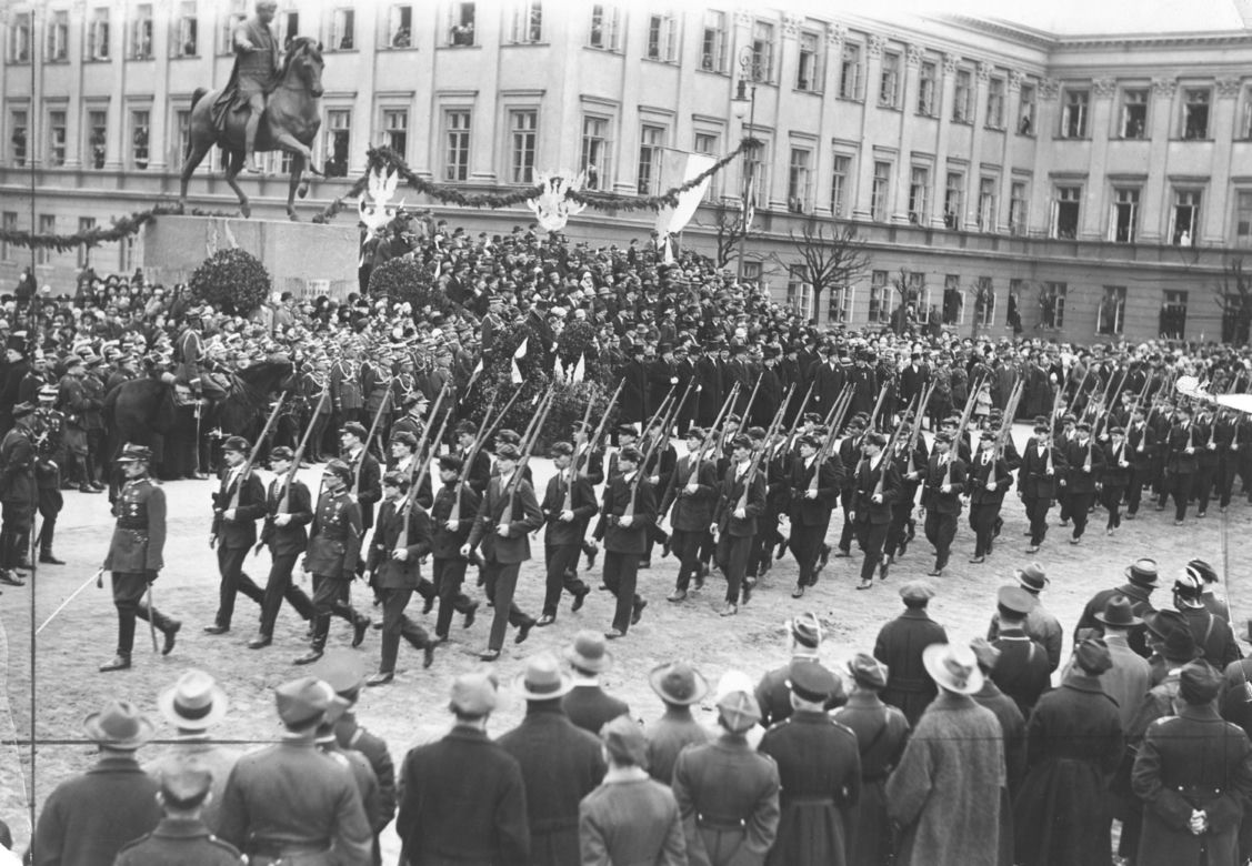 Uroczysta defilada wojskowa z okazji rocznicy 11 listopada 1918