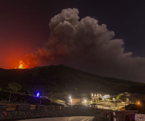 Etna. Wulkan gigant znowu wybucha w Europie!