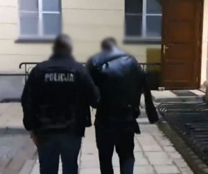 Sensacyjne zatrzymanie na A2. Nagle policjanci wyciągnęli broń