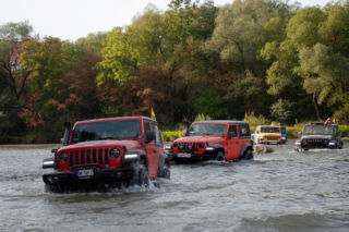 Tych ludzi ciągnie do błota! Camp Jeep PL 2021 na bieszczadzkich szlakach