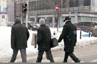 Biskup pijak jeździ metrem