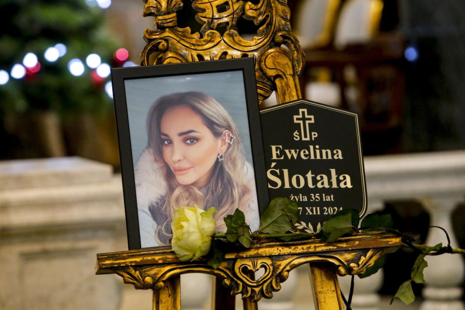 Pogrzeb Eweliny Ślotały. Pojawił się Rutkowski