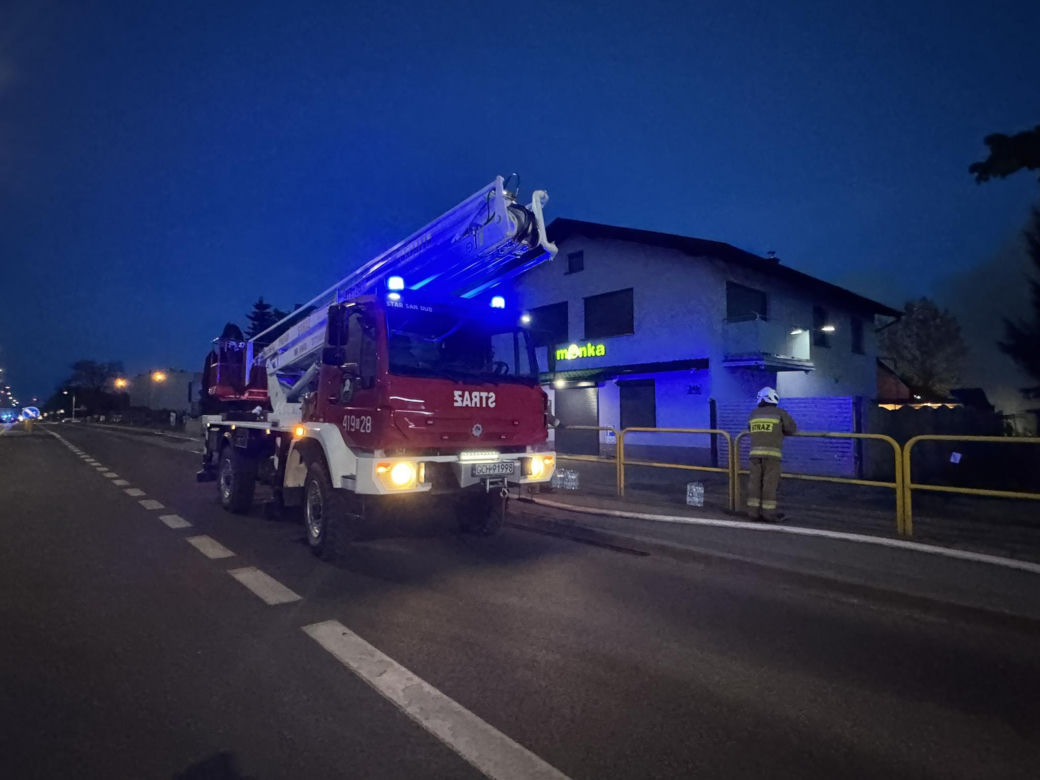 Pożar budynku socjalnego w Człuchowie. Ewakuacja mieszkańców