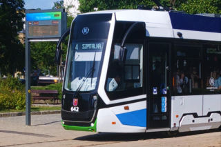 Tajemnicze plakaty na przystankach w Szczecinie