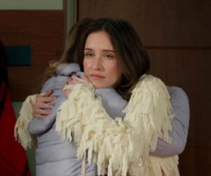 Barwy szczęścia. Madzia (Natalia Sierzputowska), Grażyna (Kinga Suchan)