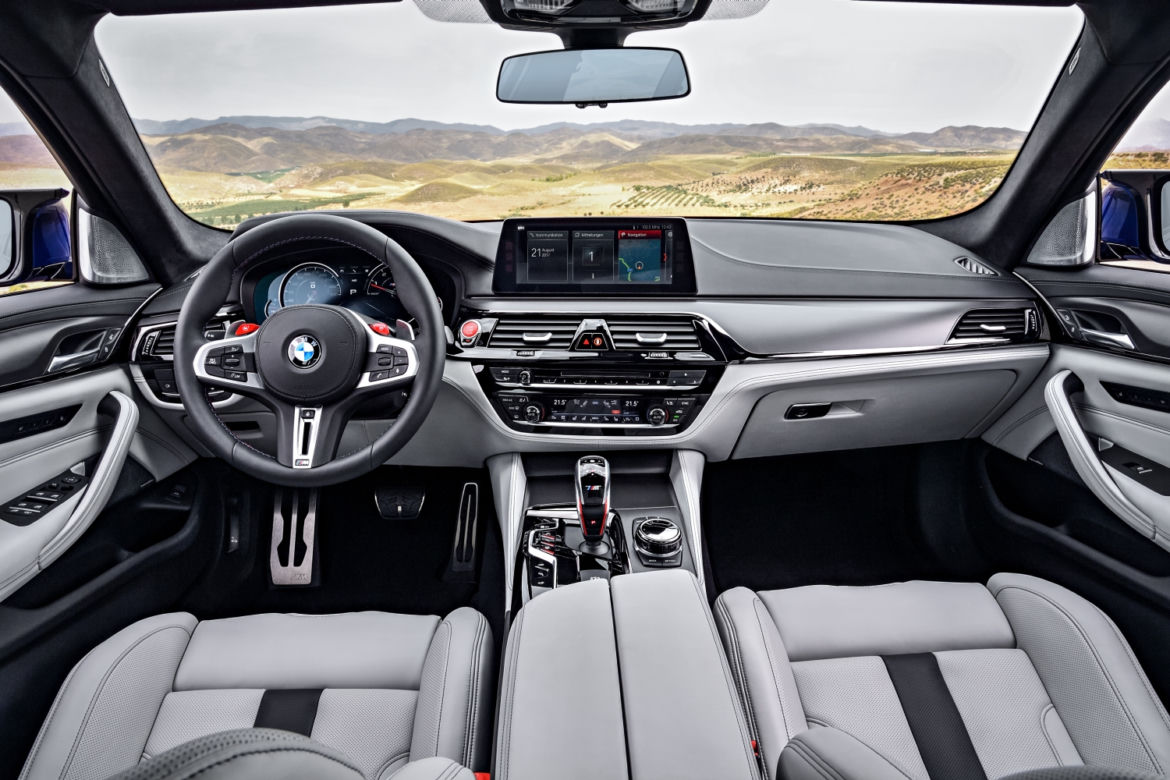 BMW M5 4.4 V8 biturbo M xDrive