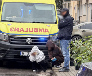 Krwawy piątek minął, koszmar trwa! 21-latka zaatakowała trzy kobiety w warszawskiej szkole. Ofiary były jej obce