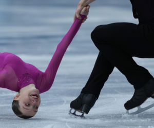 Ioulia Chtchetinina z pieroguszkiem