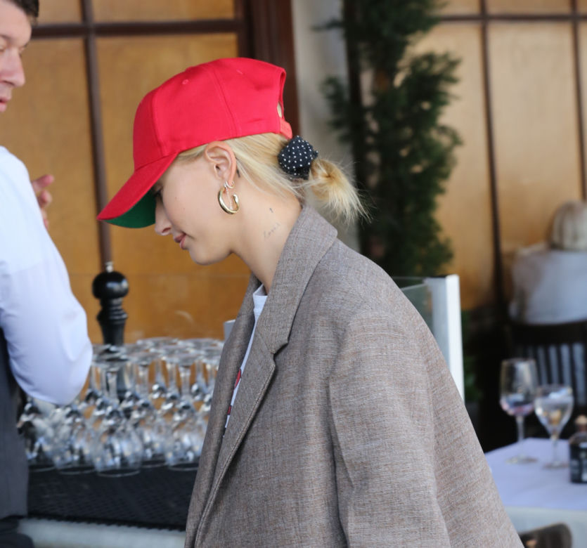 Hailey Bieber