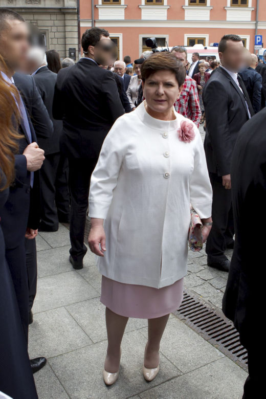 Najlepsze stylizacje Beaty Szydło