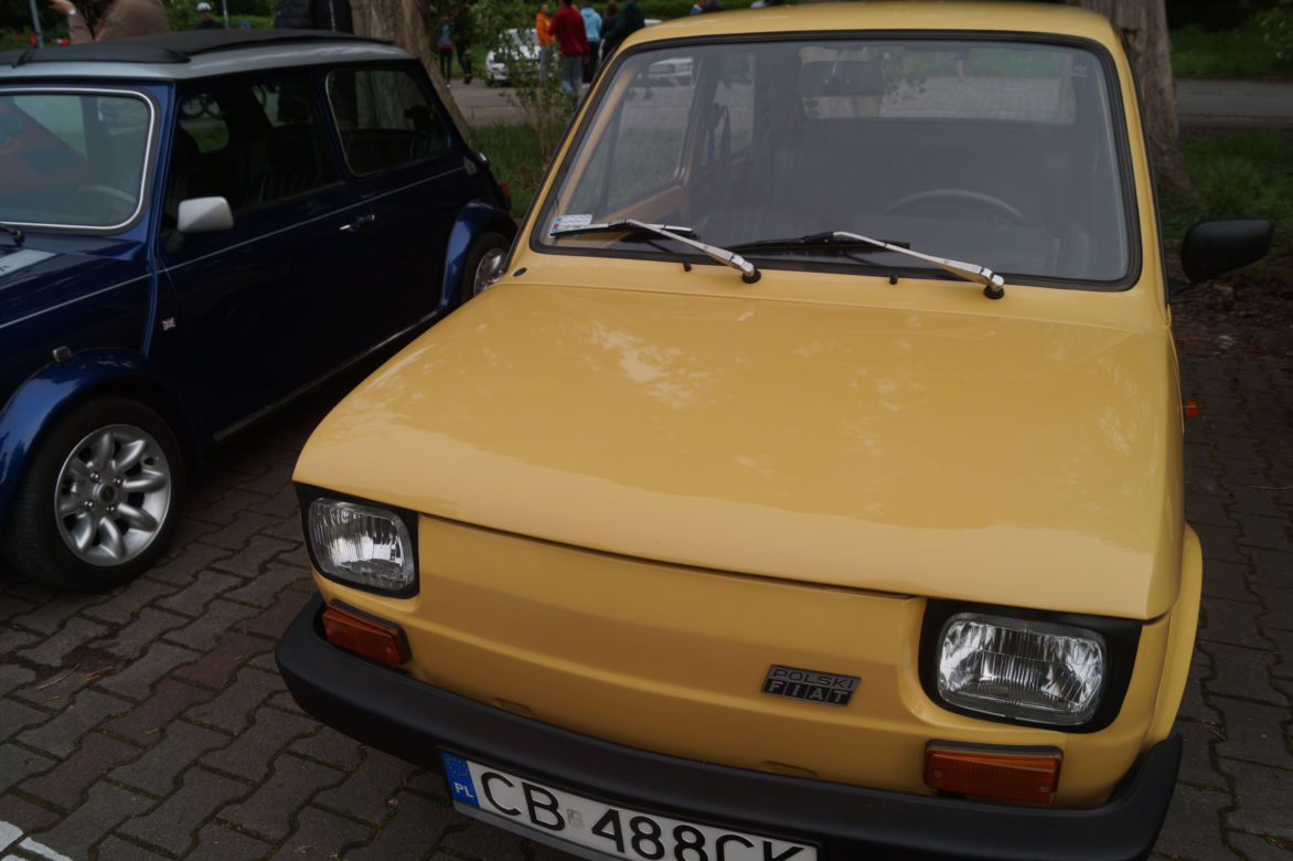 Bydgoskie Klasyki Nocą znów zachwycają. Tak było na parkingu pod Torbydem [ZDJĘCIA]