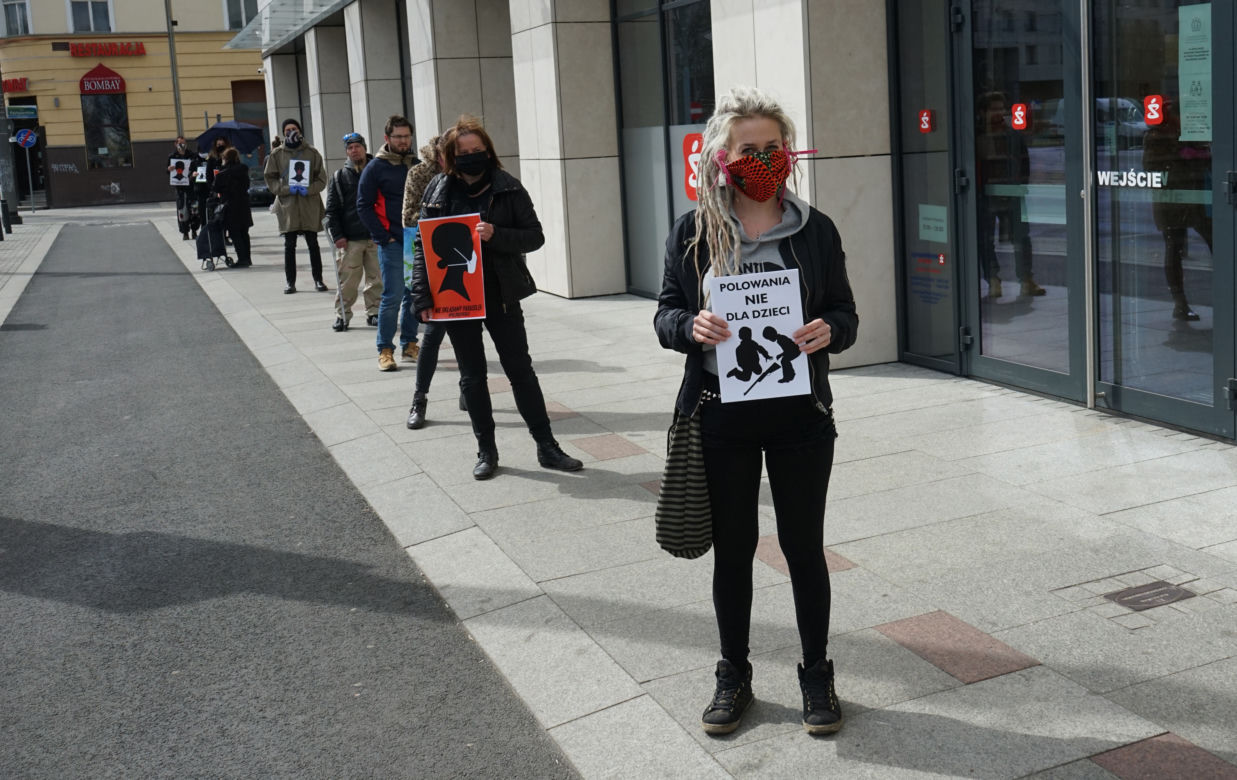 Czarny protest przeciwko całkowitemu  zakazowi aborcji