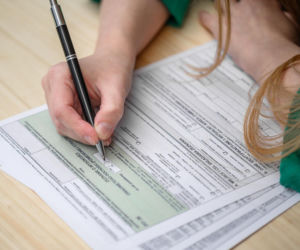 Tyle można zarobić w stołecznym ratuszu. Niektórzy mają wypłatę wyższą niż Trzaskowski!