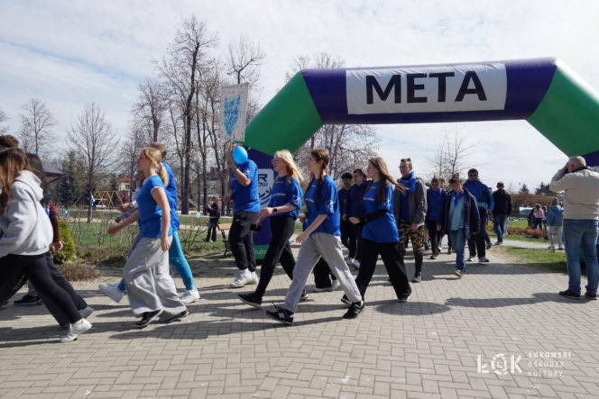 8. Niebieski Bieg Stowarzyszenia „Labirynt” w Łukowie - ZDJĘCIA cz. 1