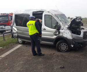 Poważny wypadek na A1 w Kujawsko-Pomorskiem! 6 osób w szpitalu 