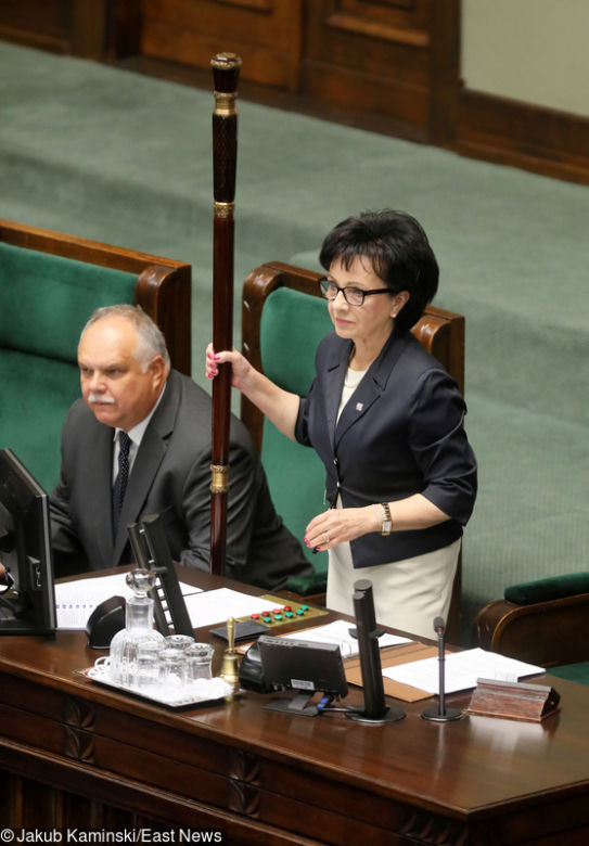 PiS boi się przegranej w wyborach