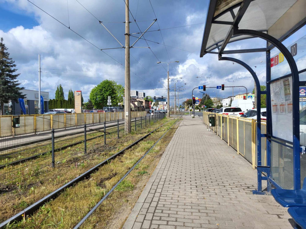 Tragiczny wypadek w Bydgoszczy. 15-latkę potrącił tramwaj. Dziewczyna nie żyje