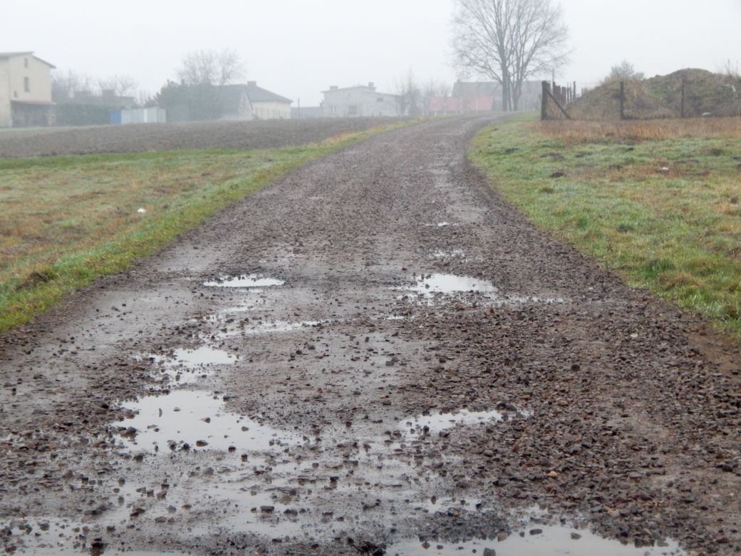 ZBUDOWALI SZYDŁO NOWĄ DROGĘ ASFALTOWĄ