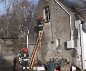 Przez pożar u sąsiadów stracili dom i cały dorobek życia