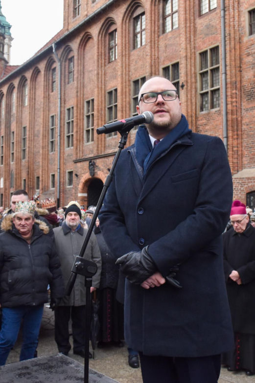 Orszak Trzech Króli 2025 w Toruniu: Kopernik towarzyszył Mędrcom ze Wschodu. Zdjęcia ze starówki