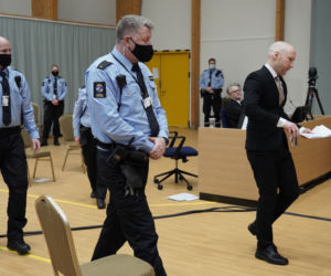 Andres Breivik będzie wolny? Jego ojciec: Żałuję, że nie zabił też mnie. On nie wyjdzie