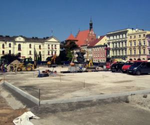 Remont Starego Rynku w Bydgoszczy. Zaglądamy na plac budowy [ZDJĘCIA]