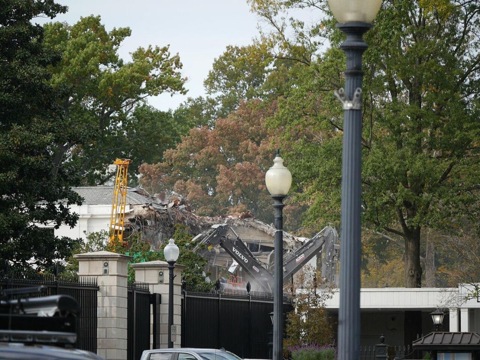 Demolition of east wing white house