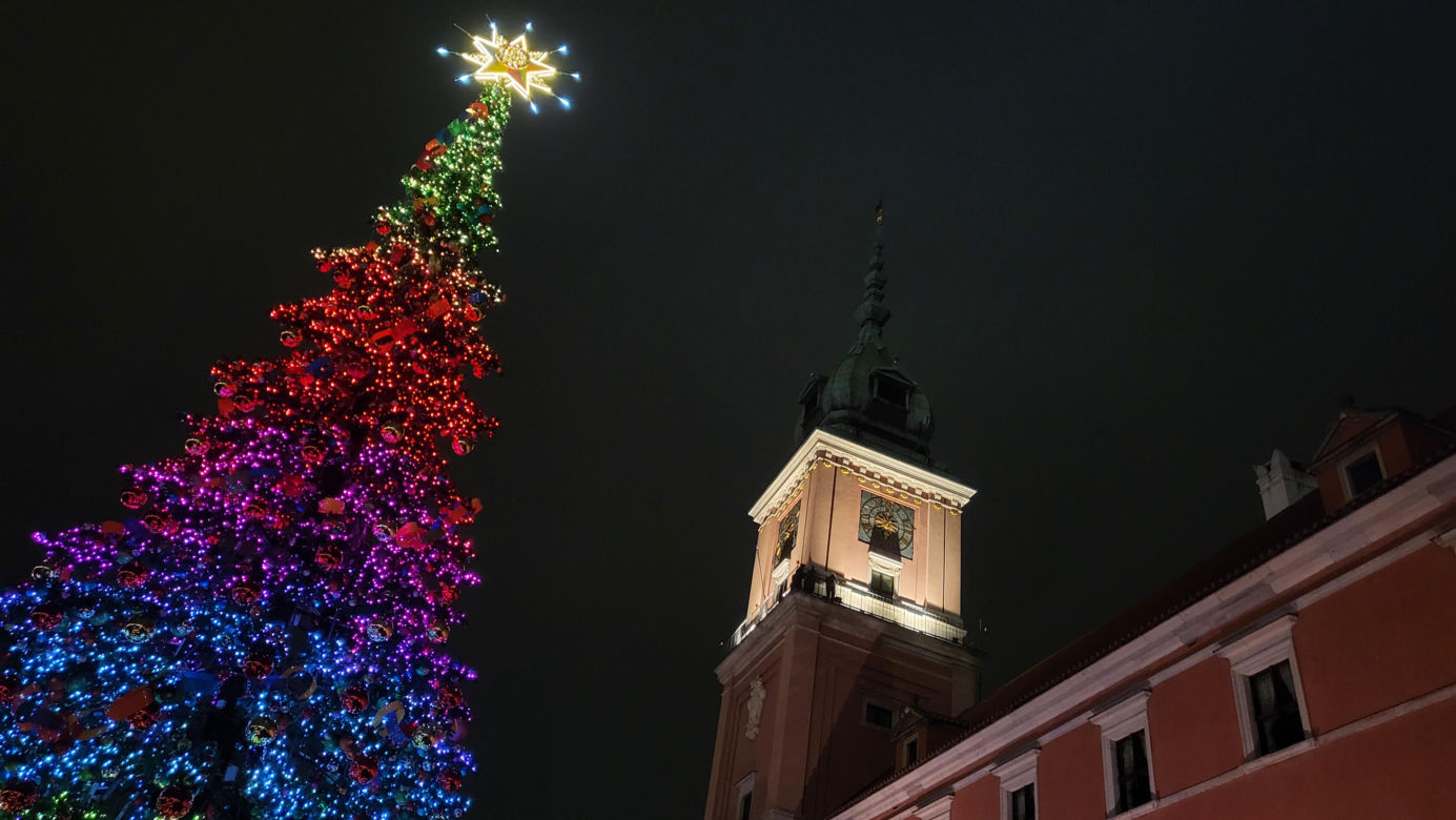 W Warszawie rozbłysła świąteczna iluminacja