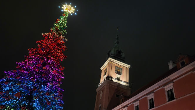 W Warszawie rozbłysła świąteczna iluminacja