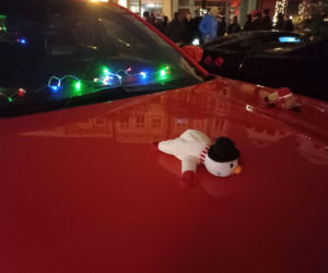 Świąteczny Zlot Amerykańskich Samochodów na Rynku w Lesznie