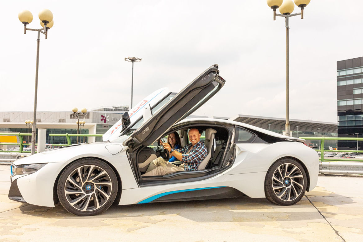 BMW i8 w Panek Carsharing