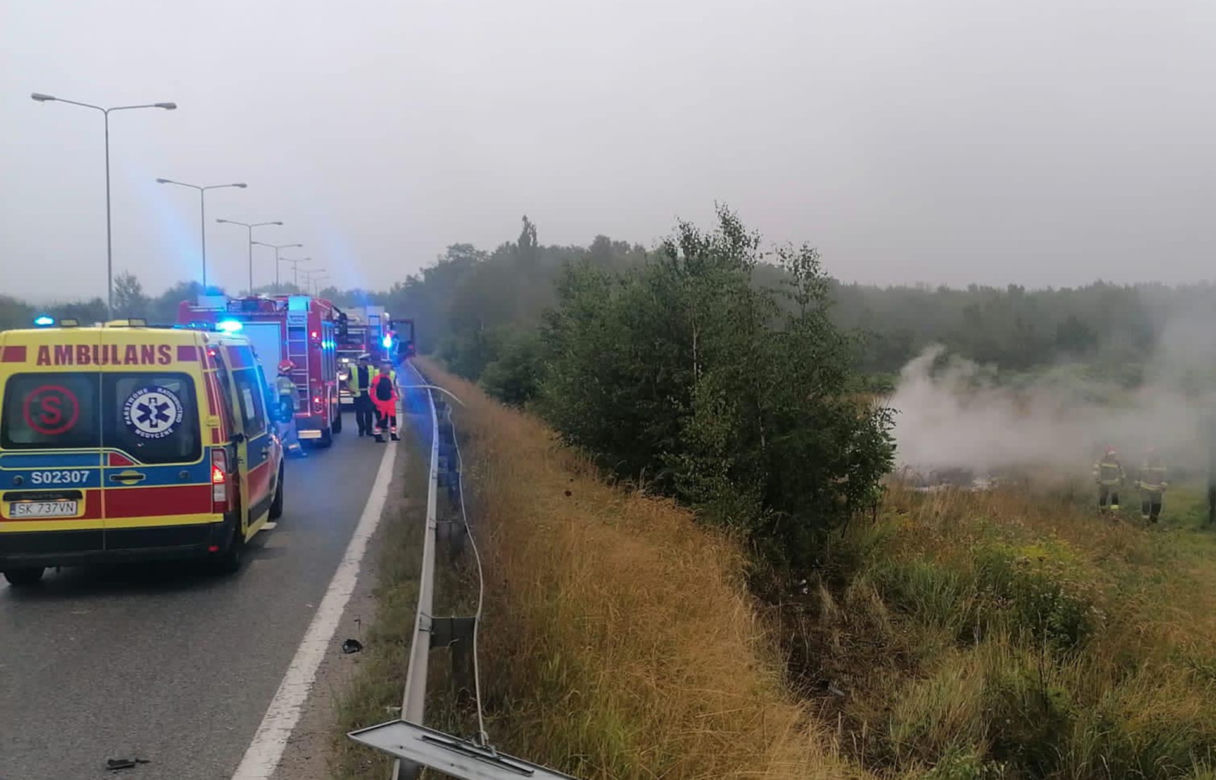 Kierowca spłonął w samochodzie. Tragiczny wypadek na DK 81