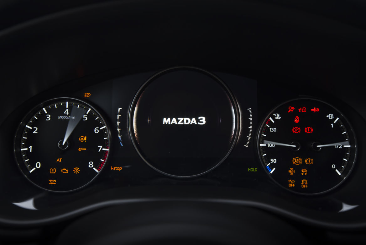 Mazda 3 Sedan Skyactive-G 2.0 122 KM AT6 Hikari