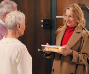 Barwy szczęścia odc. 3352. Wanda (Maja Barełkowska), Krzysztof Jaworski (Jacek Kałucki), Krystyna Złota (Hanna Bieluszko)