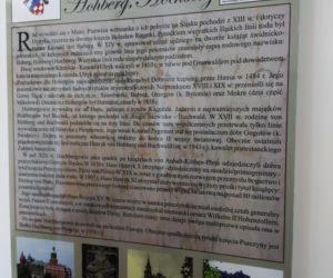 To miasto ma jeden z najstarszych rynków na Śląsku. Zachwyca zabytkowymi kamienicami i ratuszem