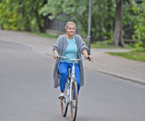 Anna Powierza walczy o zgrabną sylwetkę na rowerze