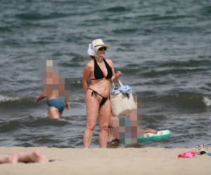 Ewa Skibińska na plaży