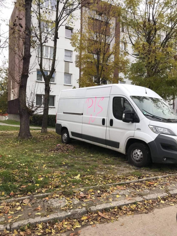 Strajk kobiet. Prezydent Sosnowca oburzony zachowaniem wandali! Mocne słowa [ZDJĘCIA]
