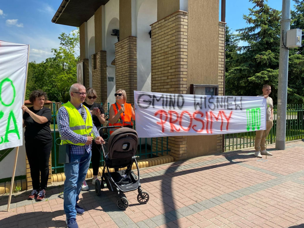 Powiat siedlecki: mieszkańcy gminy Wiśniew sprzeciwiają się budowie asfaltowni