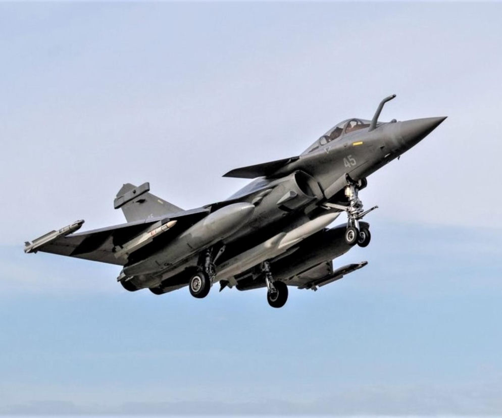 Rafale M z pociskiem atomowym ASMPA-R