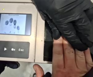 Kolejne uderzenie w zorganizowaną przestępczość samochodową, 8 osób aresztowano