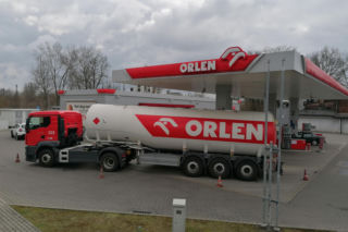 Orlen z gigantyczną umową wartą miliony litrów. Umowa podpisana