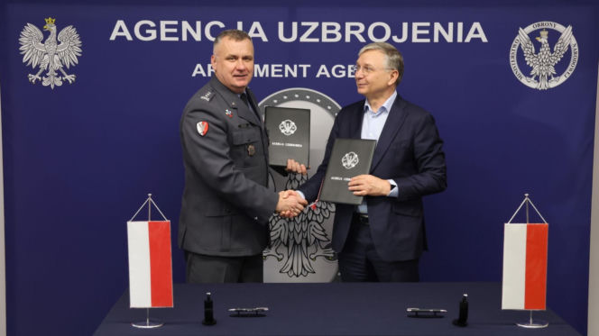 Umoa na drony Warmate 2025