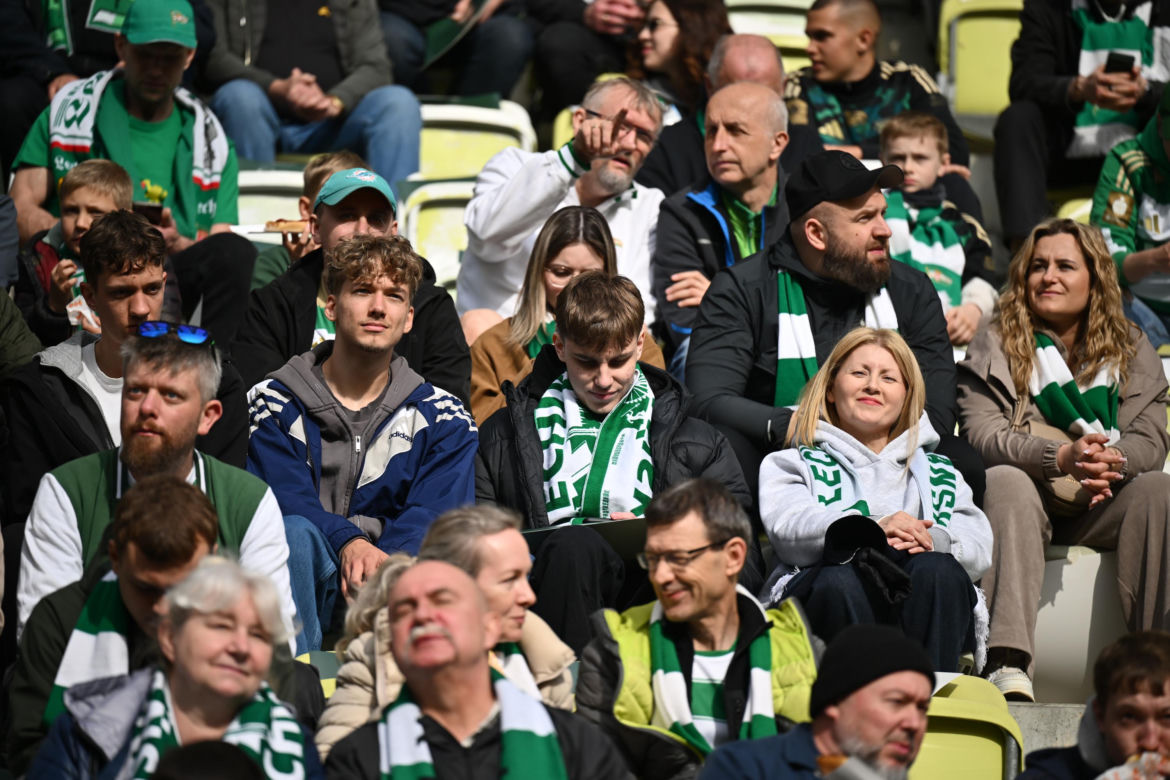 Lechia Gdańsk - Legia Warszawa: Zdjęcia kibiców z meczu 33. kolejki PKO BP Ekstraklasy
