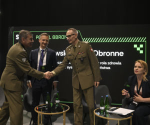 Warszawskie Targi Obronne. Scena Niebieska. Warszawskie Targi Obronne.. Scena Niebieska Jak w czasie kryzysu zapewnić łączność satelitarną instytucjom państwa i instytucjom rządowym? Budowa suwerennego systemu: potrzeby oraz krajowe zdolności przemysłowe
